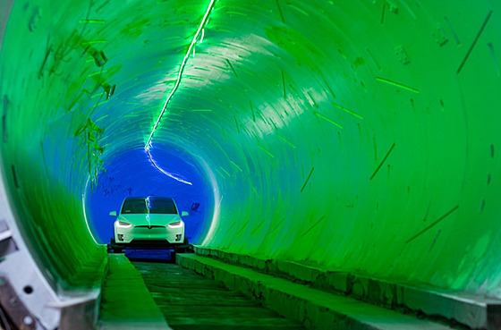 Tunel firmy Elona Muska.