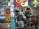 Vojáci hlídají ulici, kde bydlel prezident Haiti Jovenel Moise. (7. ervence...