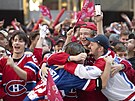 JE TO TAM! Píznivci Montrealu Canadiens ivili ve tetím finále nadji na...