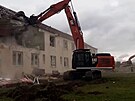 Hasii na jihu Moravy zaínají demolovat domy