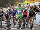 Cavendish se raduje v cíli desáté etapy Tour de France 2021.