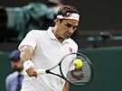 výcar Roger Federer bhem osmifinále Wimbledonu.