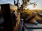 Torn�do poni�ilo 24. �ervna 2021 pomn�ky i l�py na h�bitov� v Mikul�ic�ch.