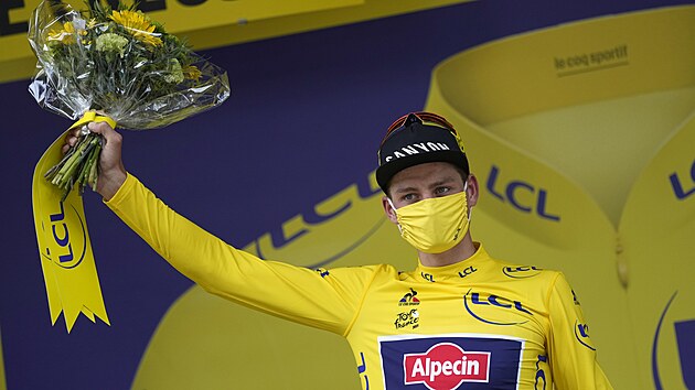 Nizozemec Mathieu van der Poel zůstává ve vedení Tour de France i po sedmé etapě.