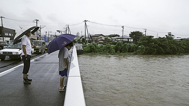 Po nkolika dnech silných de udeily v Japonsku záplavy. (3. ervence 2021)