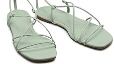 havé letní dny vyadují speciální obuv, sandály Jenny Fairy jsou správnou...