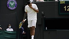 Australan Nick Kyrgios ve tetím kole Wimbledonu