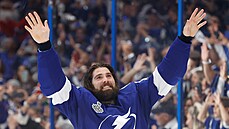 Americký útoník Pat Maroon vyhrál Stanley Cup potetí za sebou.