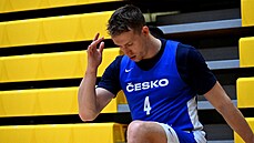 Tomá� Vyoral na tréninku �eských basketbalist�