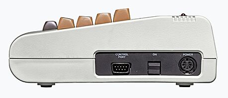 Porty Commodore VIC-20