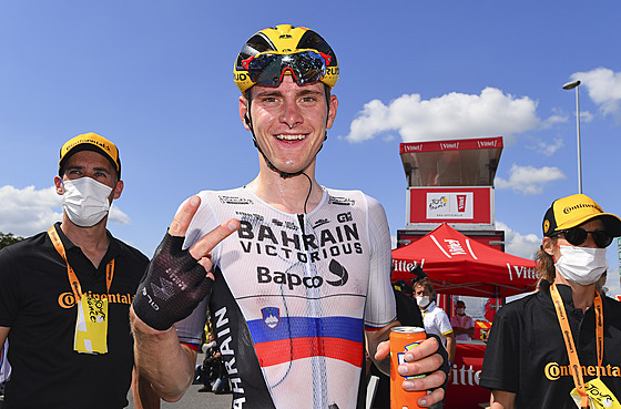 Matej Mohorič si v 19. etapě dojel pro své druhé vítězství na letošní Tour de...