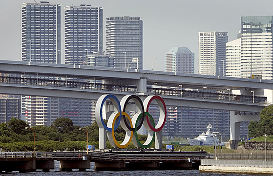 Olympijské kruhy v Tokiu.