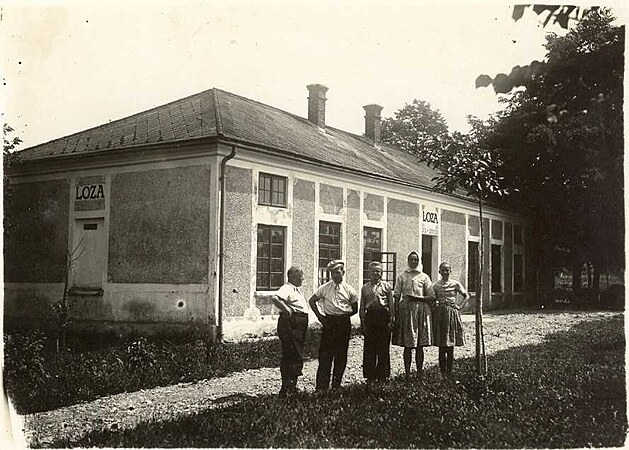 Stáírnu Slatiny v Suché Lozi provozovali u od roku 1911, snímek je zhruba ze...