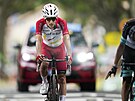 Guillaume Martin z Cofidisu v cíli 14. etapy Tour de France. Francouz se...