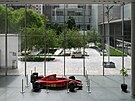 Monopost formule 1 Ferrari 641/2 z 90. let jakoto fenomén rychlosti a...