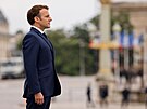 Francouzi vetn prezidenta Emmanuela Macrona si vojenskou pehlídkou...