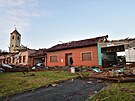 Kostel v Moravsk Nov Vsi na Beclavsku poniilo torndo, kody zdej far...