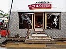 Zdevastovaná kavárna ve mst Schuld, které bylo zasaeno povodnmi. (15....