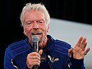 Britský miliardá Richard Branson dosáhl v rámci testovacího letu raketoplánu...