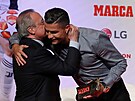 VLÍDNÝ VZTAH? Zdá se, e Florentino Pérez náklonnost ke Cristianu Ronaldovi jen...