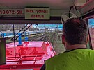 Výhled z lokomotivy 210.072 spolenosti KDS  Kladenská dopravní a strojní na...