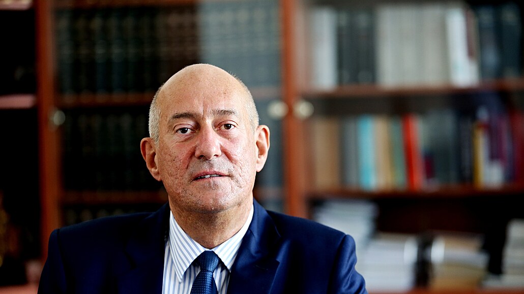 Igor St�í�
