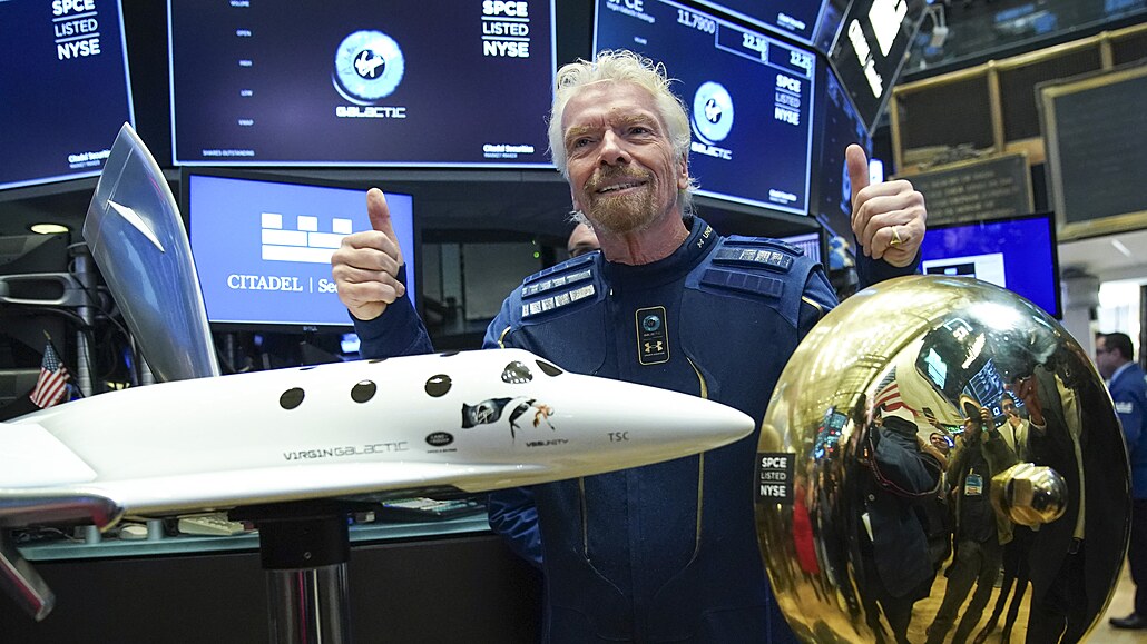 Sir Richard Branson, zakladatel Virgin Galactic: první spoleností v oblasti...