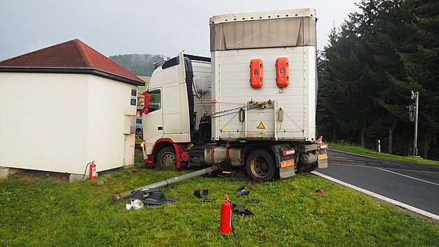 Kamion havaroval na přejezdu v Petrově nad Desnou  na Šumpersku