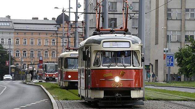 Na Letn v Praze projel 18. ervence 2021 prvod historickch i souasnch tramvaj ke 130. vro zahjen provozu prvn elektrick tramvaje v echch.