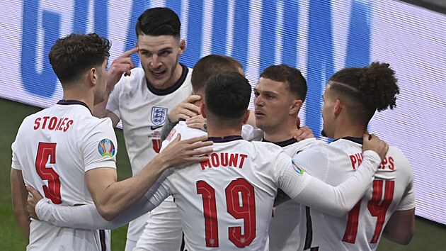 Anglian se raduj po prvn vstelen brance ve finle fotbalovho Eura.