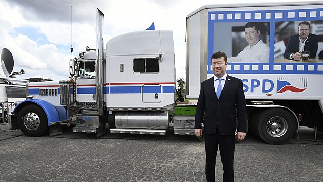 SPD vyuije v pedvolebn kampani kamion nazvan SPk. (15. ervence 2021)