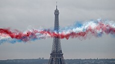 Francouzi včetně si vojenskou přehlídkou připomněli výročí dobytí Bastily. (14....
