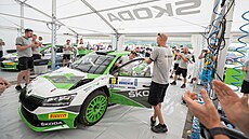 Dominik Stíteský dostal anci zajet závod rally za koda Motorsport.