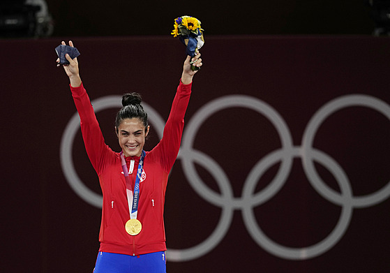 Srbská taekwondistka Milica Mandiová se raduje z vítzství na olympijských...