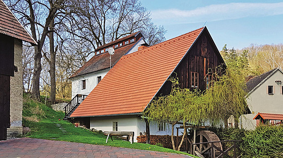Zittv mlýn v Mnichovicích je památkov chránný historický objekt s barokní...