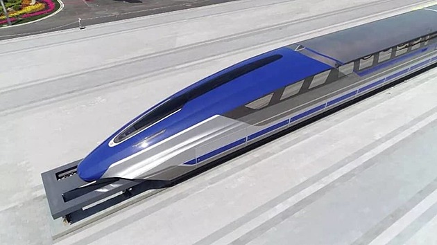 Vysokorychlostní vlak jako symbol čínské moci. Síť vybudovala za 20 let