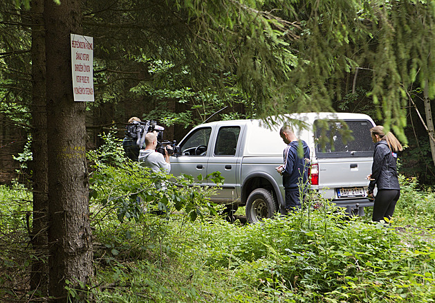 Střelu se někdo pokoušel rozebrat, říká pyrotechnik o tragédii v Brdech