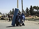 Kábul. Afghánské eny se chystají na svátek íd al-adhá (18. ervence 2021)