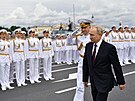 Ruský prezident Vladimir Putin (vpravo) a admirál Nikolaj Jevmenov, vrchní...