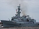Pákistánská fregata Zulfikar se úastní vojenské pehlídky v Rusku.