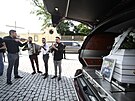 V Teplic�ch se kon� poh�eb Stanislava Tom�e, kter� je p�ezd�v�n �Floyd z...