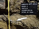 Archeologové z Univerzity Palackého v Olomouci zkoumali Býí skálu. Pili na...