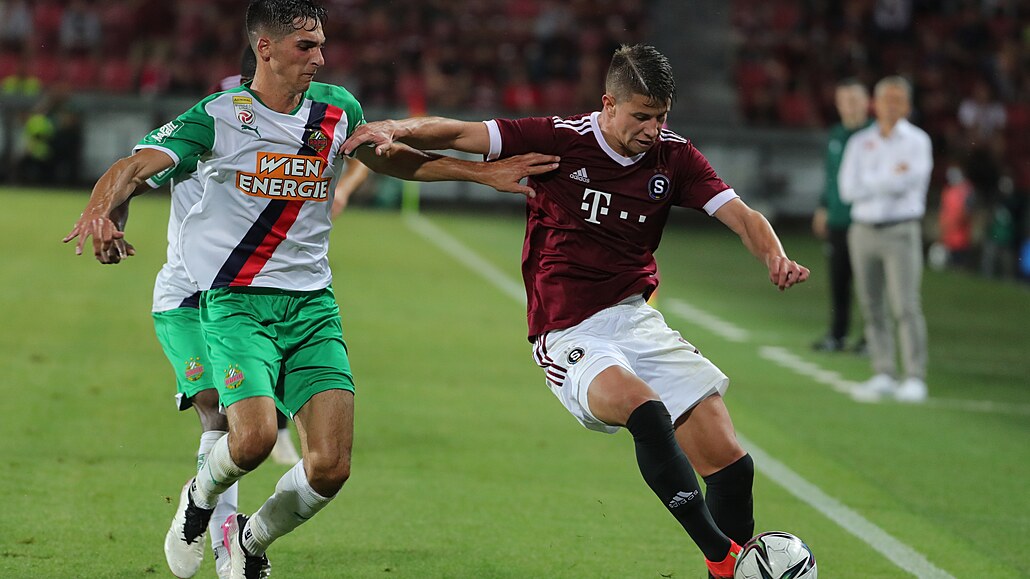 ONLINE: Sparta - Rapid 1:0 po půli, vyrovnaná bitva, Hložek trefuje břevno
