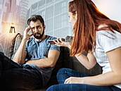 Zdravé vztahy nevyaduj neustále prokazování dvryhodnosti. Dvra není...