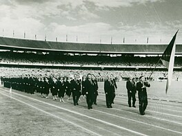 Protoe se letní hry 1956 v Melbourne konaly netradin na pelomu listopadu a...