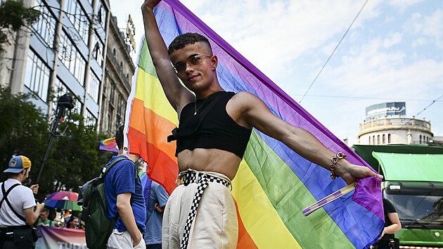 Obansk aktivista Krytof Stupka na Gay Pride v Budapsti (24. ervence 2021)