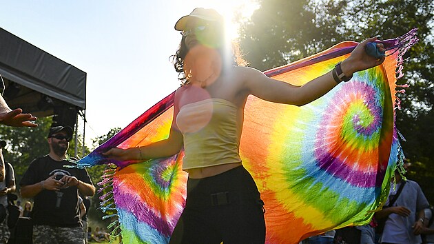 V Budapeti na Gay Pride protestovaly tisce lid proti zkazu osvty o LGBT. (24. ervence 2021)