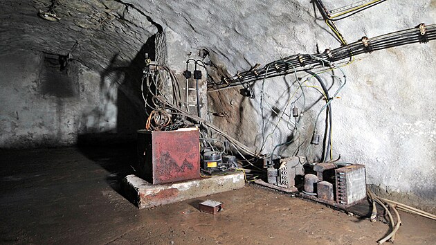 Star� v��epn� technologie ve sklep� domu.