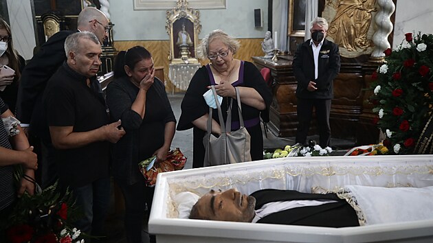 V Teplicích se koná pohřeb Stanislava Tomáše, který je přezdíván „Floyd z Teplic“. (24. července 2021)