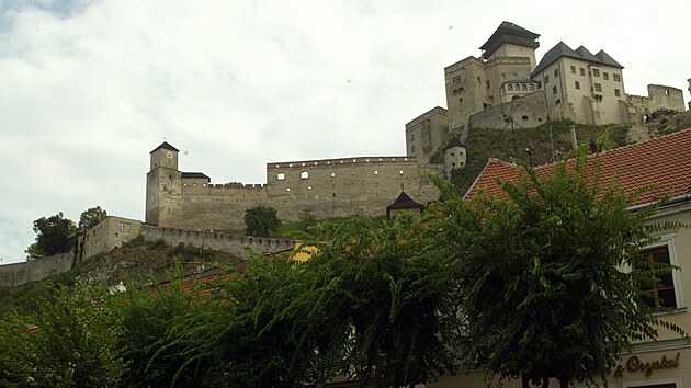 Hrad v Trenčíně bývá oblíbeným cílem turistů ze Zlínského kraje. 